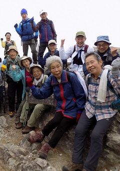 秋の山に登ろう